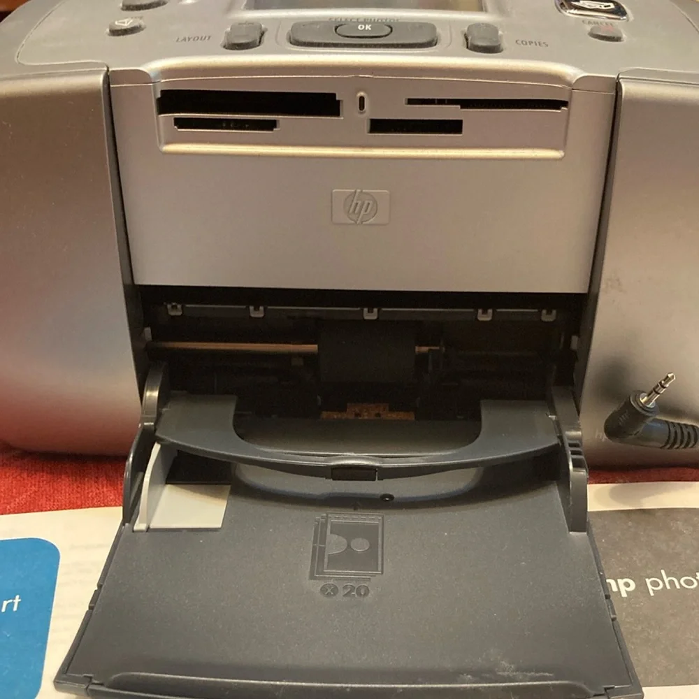 HP Photosmart 145 Compact Photo Printer